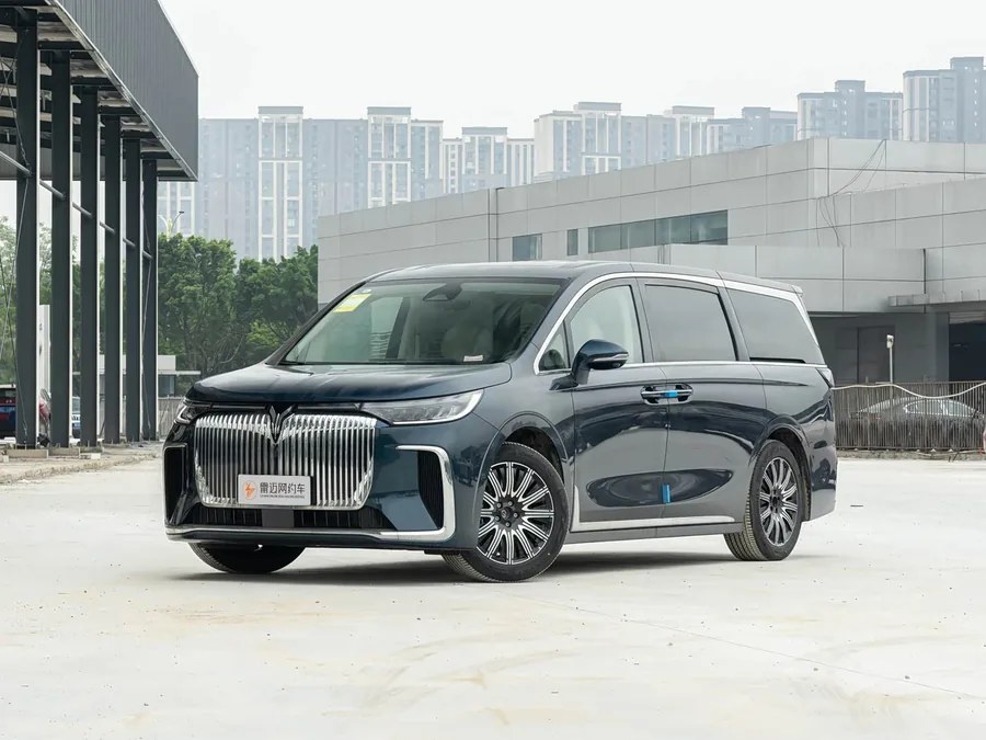 商务型专车 岚图梦想家实拍
